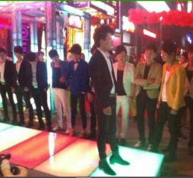 沭阳深圳夜总会伴游模特雇用(深圳KTV模特雇用)