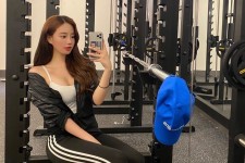 沭阳我是一名瑜伽锻练外加兼职模特(我是一名瑜伽锻练外加兼职模特小说)
