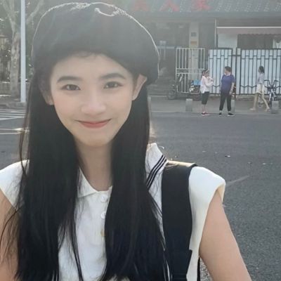 沭阳商务伴游带客户去看海豚表演