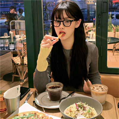 沭阳伴游女生娄婷的资料
