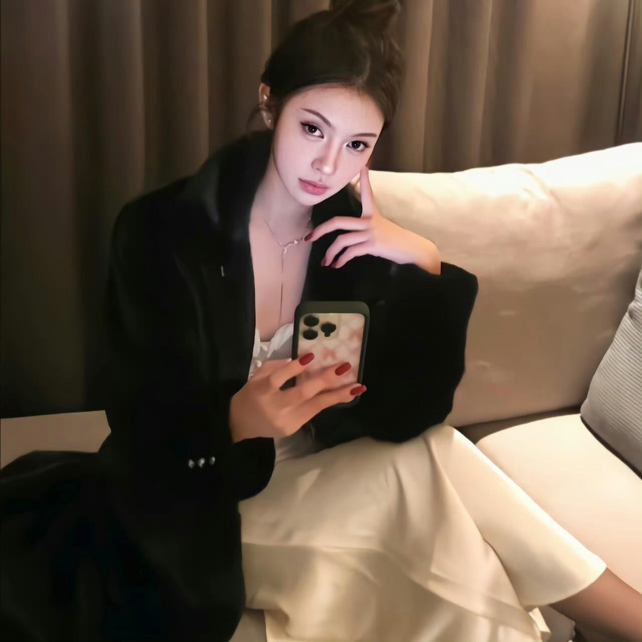 沭阳伴游女生周语言的资料